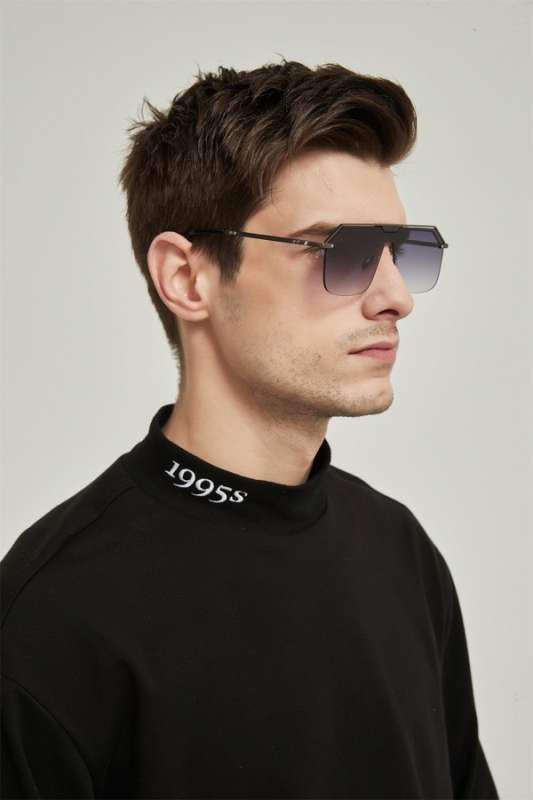 Picture of Hublot Sunglasses _SKUfw49838300fw